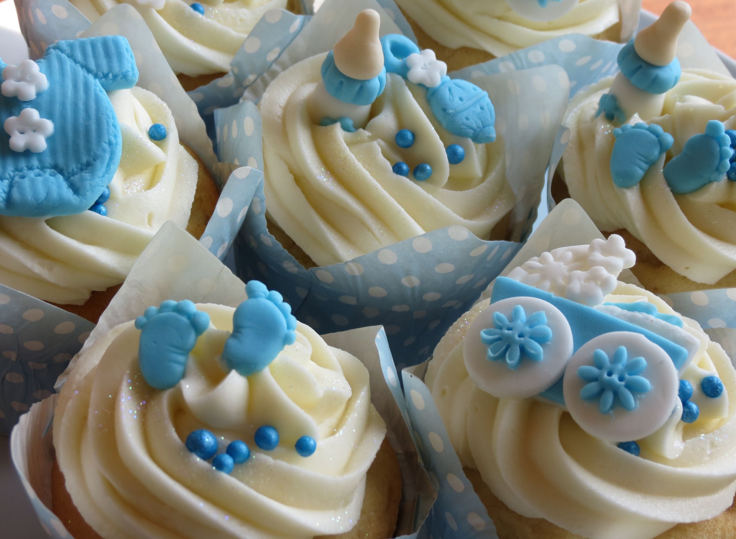 15 Delicious Baby Shower Cupcakes Ideas