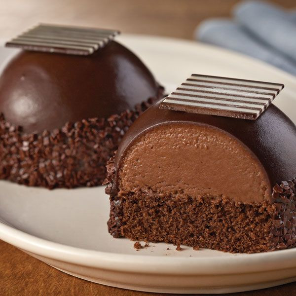 15 Best Chocolate Bomb Cake