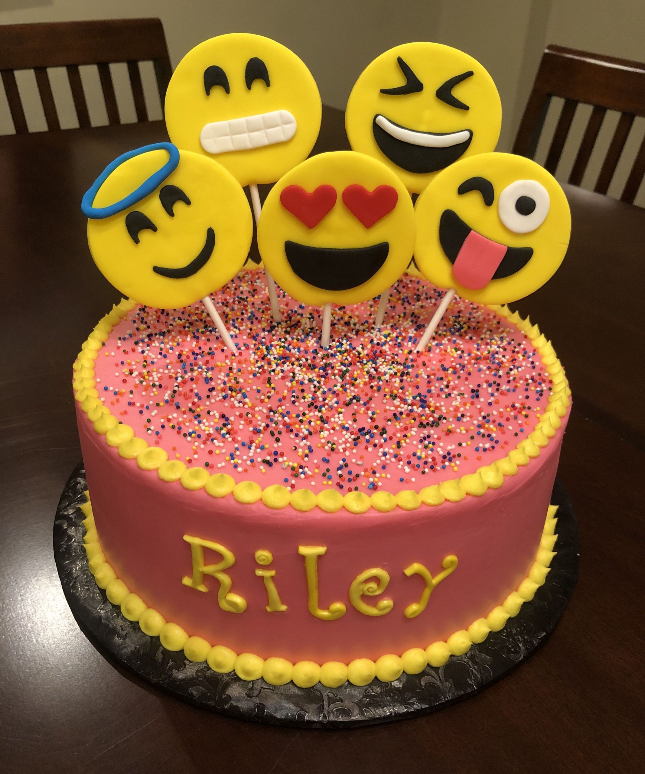 Top 15 Emoji Birthday Cake