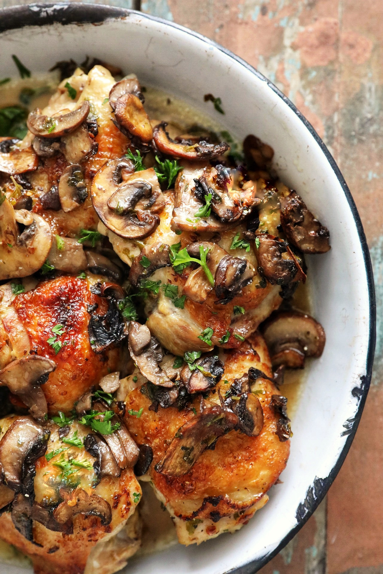 Baked Chicken with Mushrooms Unique Oven Roasted Chicken with Mushrooms and White Wine