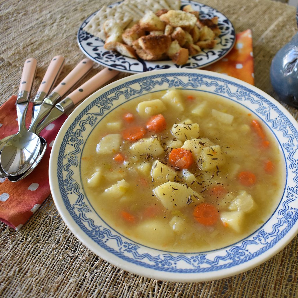 Basic Potato soup Inspirational Simple Potato Leek soup An Easy Hearty Fall soup