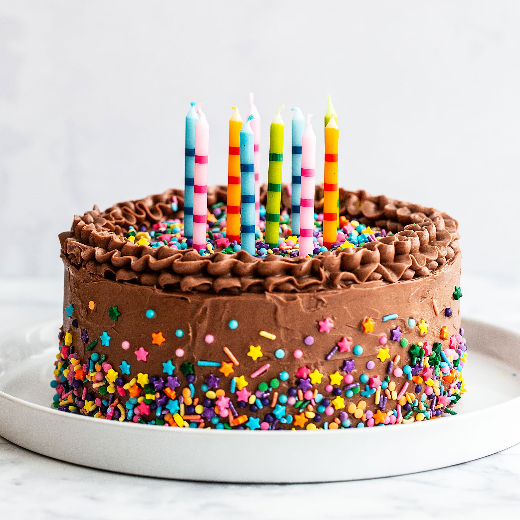 Our 15 Favorite Birthday Cake Decorations Of All Time