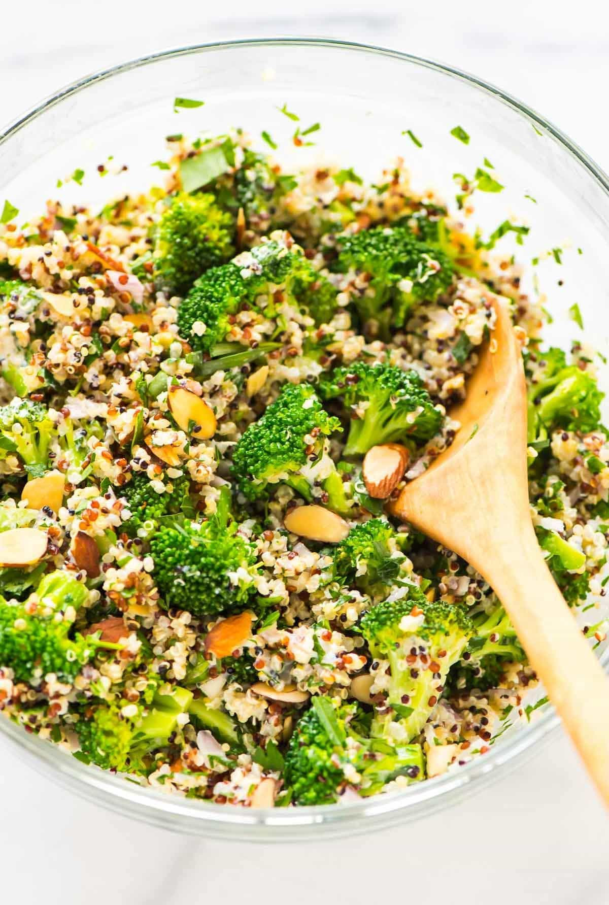 The Best Broccoli Quinoa Salad