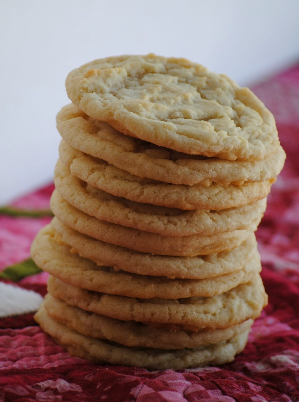 Easy buttery Sugar Cookies to Make at Home
