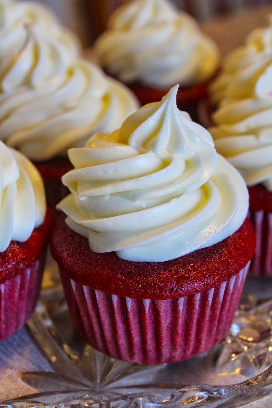 15 Recipes for Great Cream Cheese Icing for Cupcakes