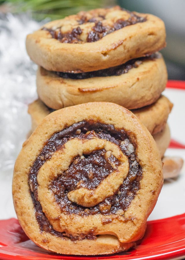15 Healthy Date Nut Pinwheel Cookies
