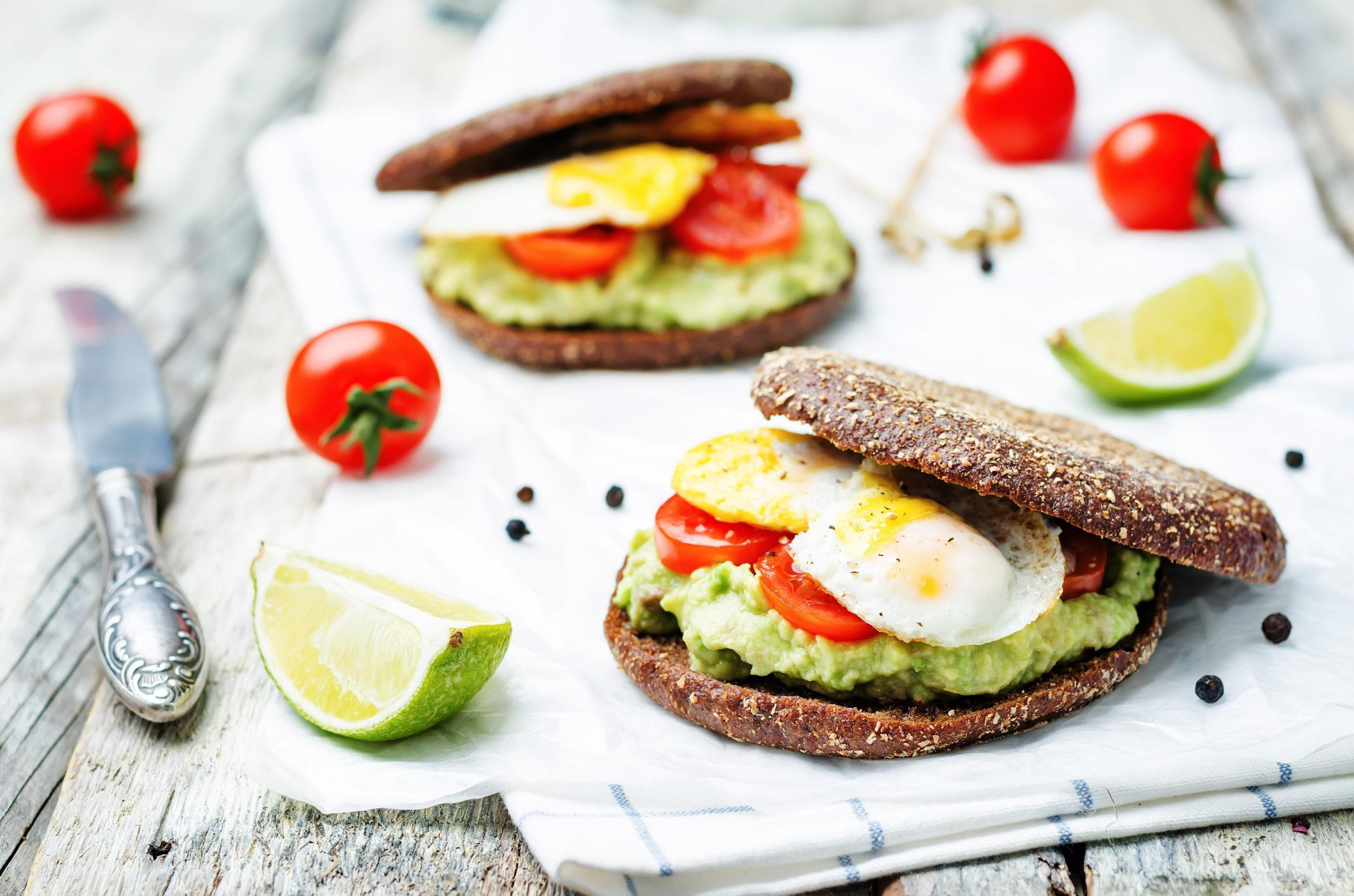 Healthy Breakfast to Go Fresh 25 Healthy Breakfasts You Can Freeze and Take to Go