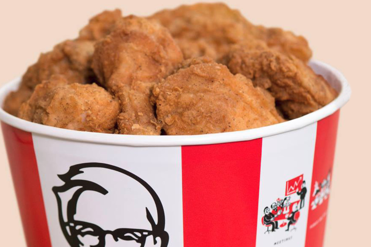 Kfc Fried Chicken Beautiful Kfc Goes Red to Strengthen Brand 2018 12 07