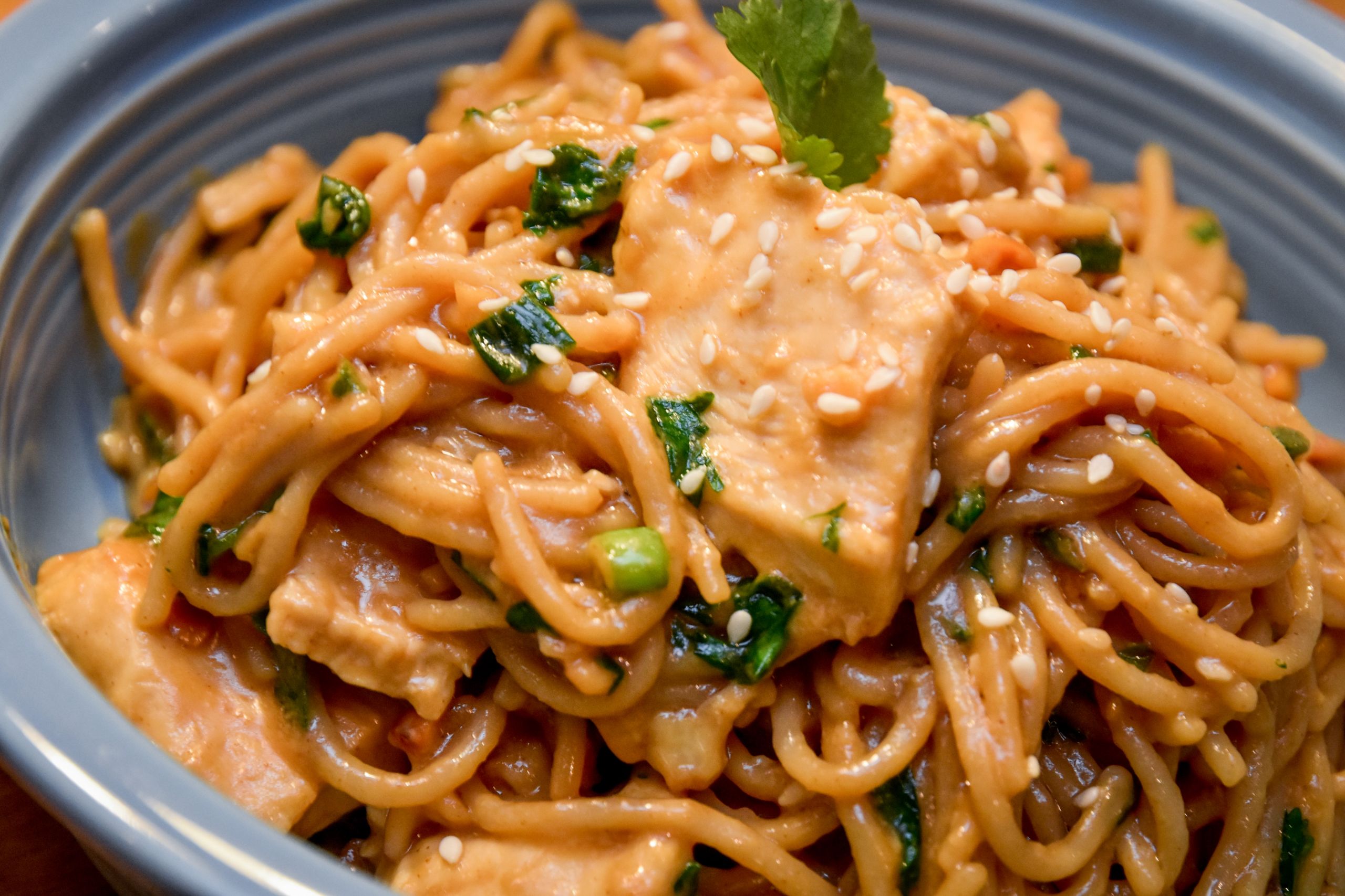 Peanut Noodles with Chicken Awesome Simple asian Peanut Noodles with Chicken – Biscuits N Crazy