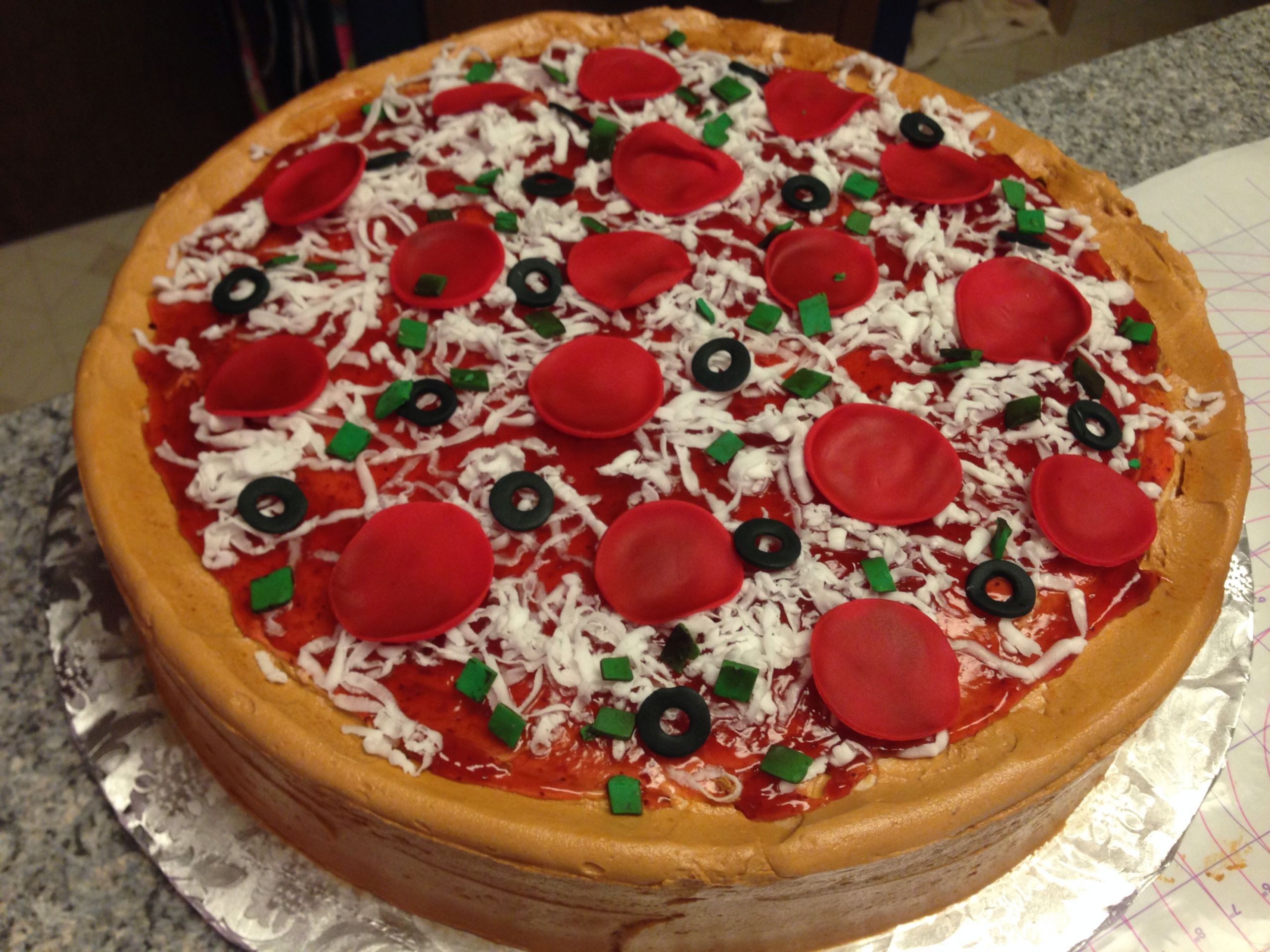 15 Pizza Birthday Cake
 You Can Make In 5 Minutes