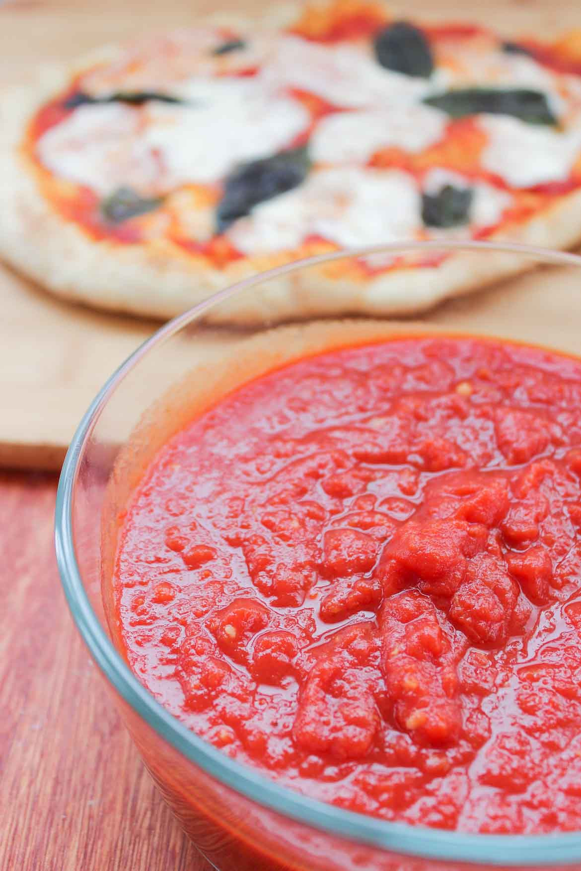 Pizza Sauce with Fresh tomatoes Lovely Homemade Pizza Sauce with Fresh tomatoes