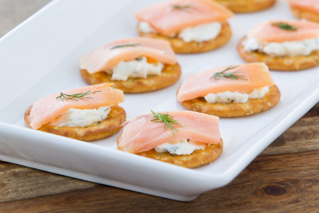 Our 15 Most Popular Smoked Salmon and Crackers Appetizer
 Ever