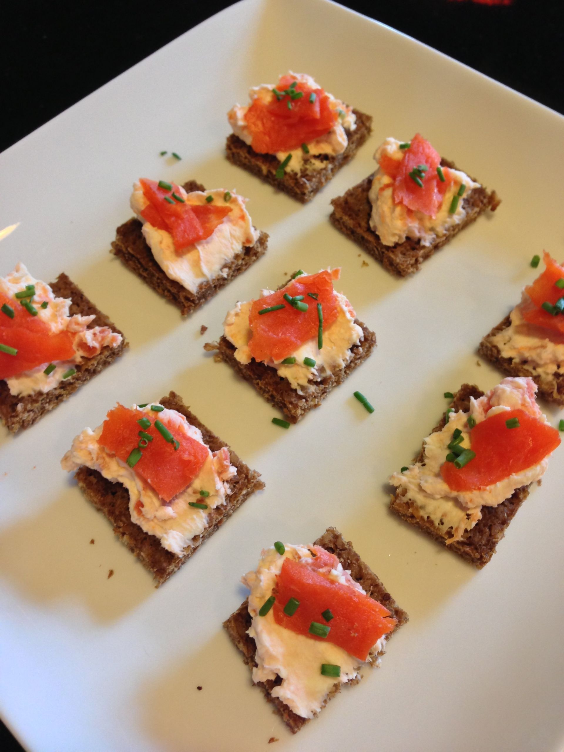 15 Ideas for Smoked Salmon Appetizers